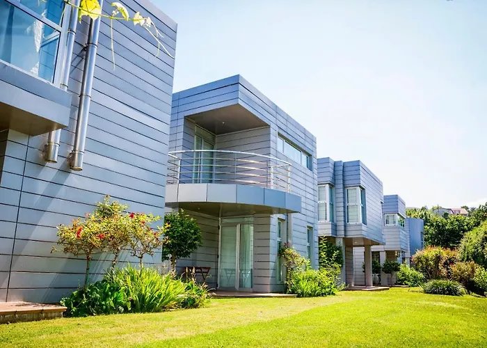 מלון Pazo Do Rio 4*